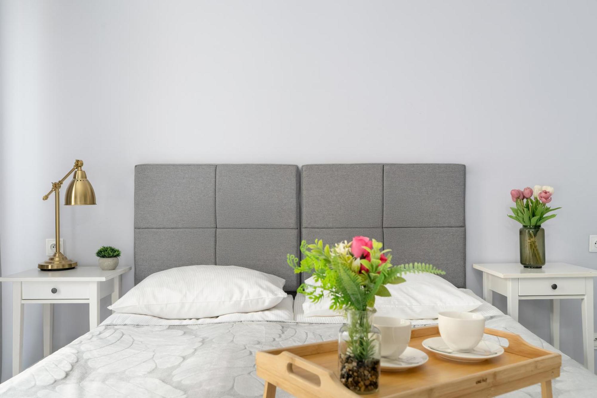 Stylowe I Eleganckie Studia Very Berry W Poznaniu By Noclegi Renters Ngoại thất bức ảnh