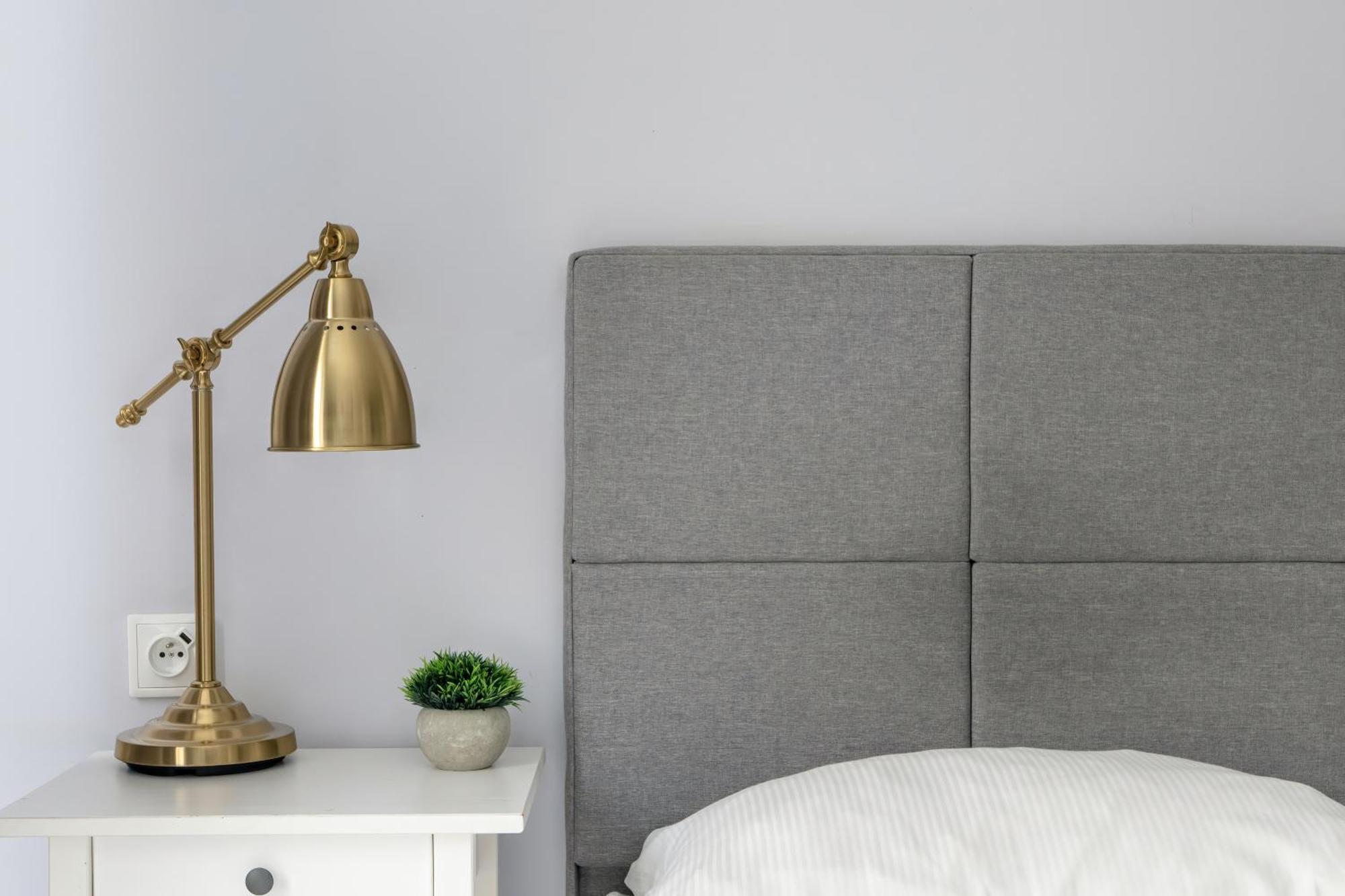 Stylowe I Eleganckie Studia Very Berry W Poznaniu By Noclegi Renters Ngoại thất bức ảnh