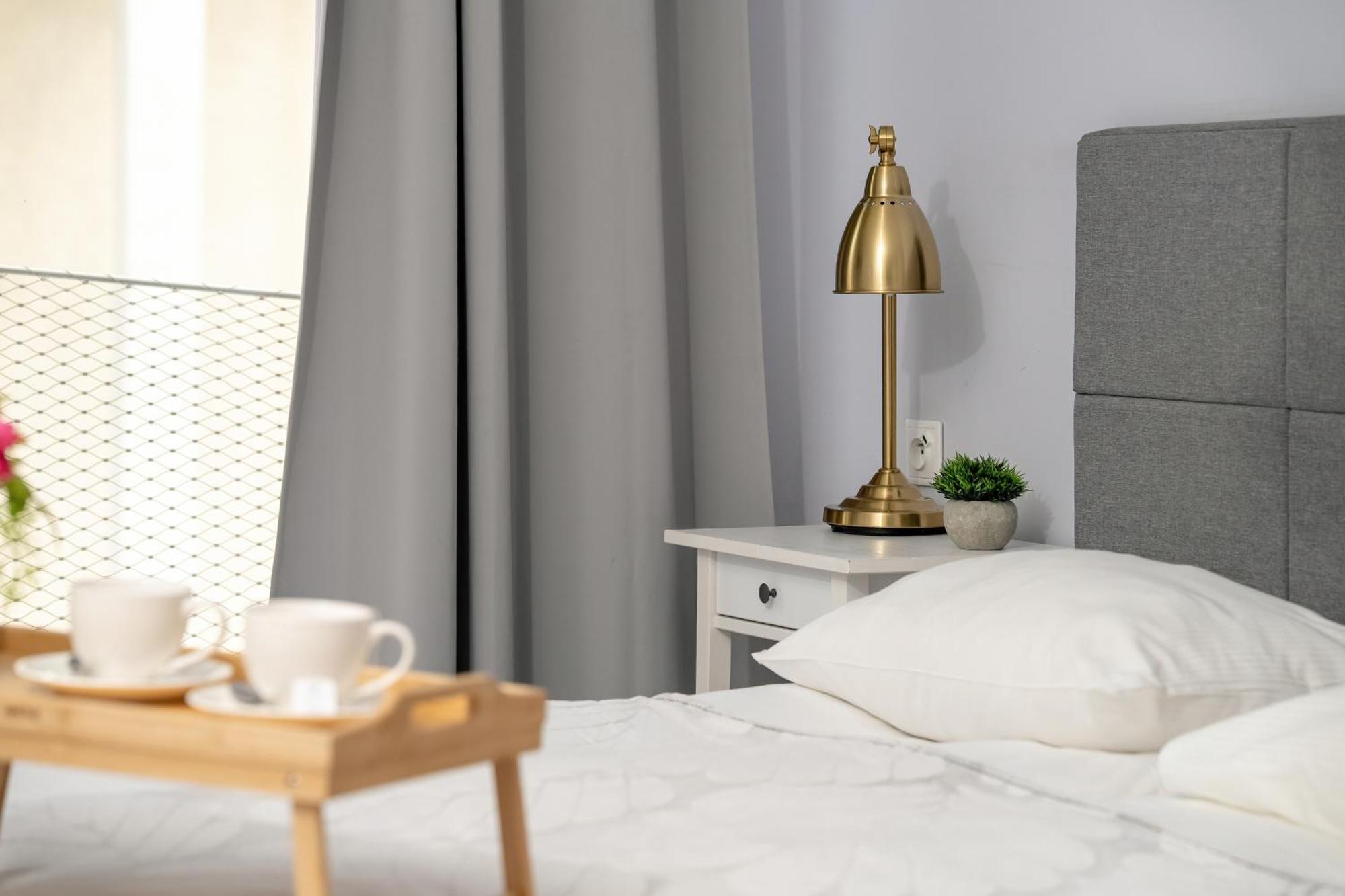 Stylowe I Eleganckie Studia Very Berry W Poznaniu By Noclegi Renters Ngoại thất bức ảnh