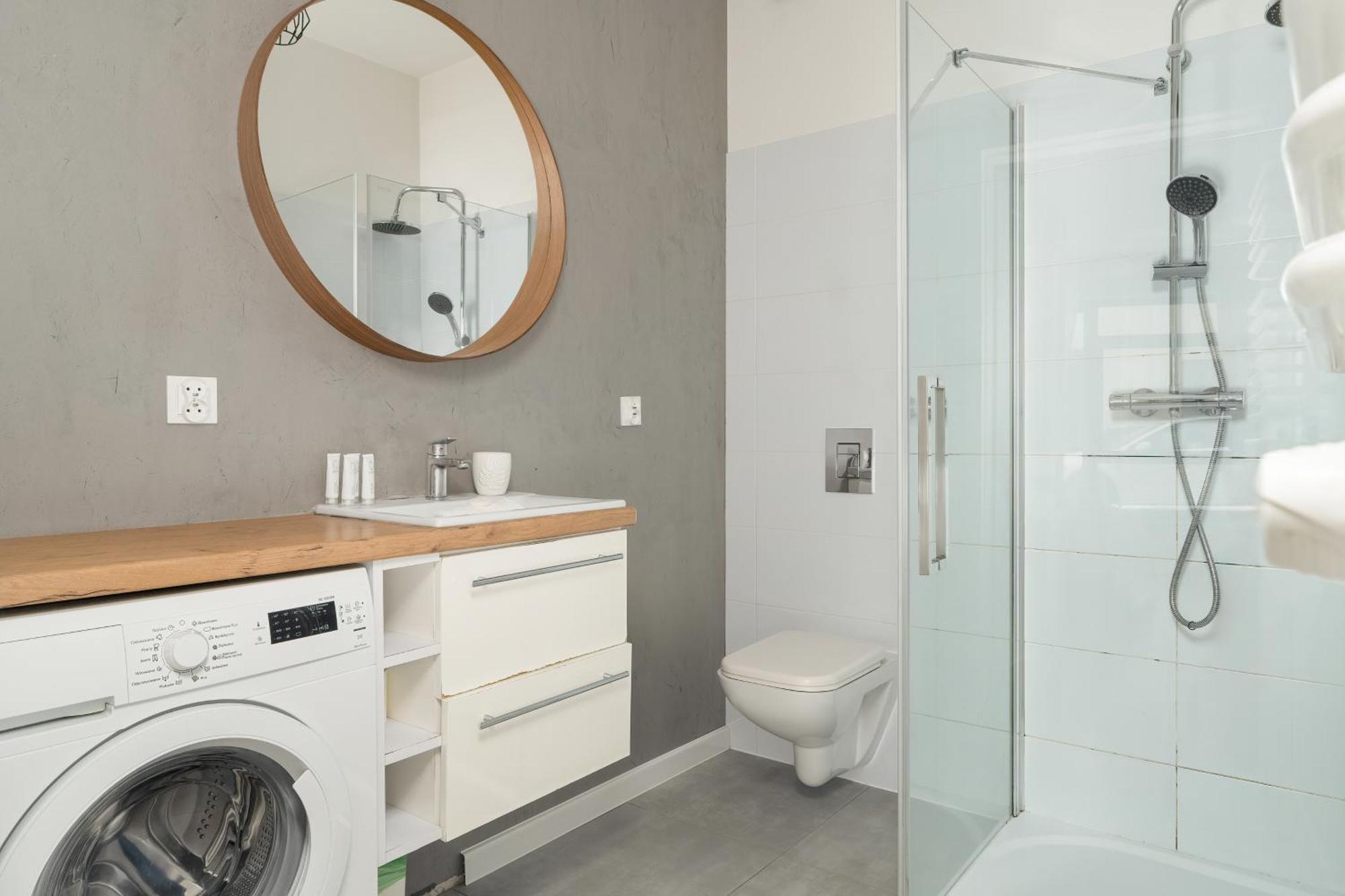 Stylowe I Eleganckie Studia Very Berry W Poznaniu By Noclegi Renters Ngoại thất bức ảnh