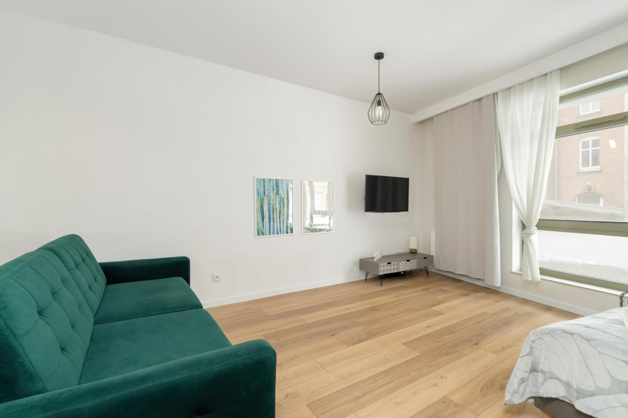 Stylowe I Eleganckie Studia Very Berry W Poznaniu By Noclegi Renters Ngoại thất bức ảnh