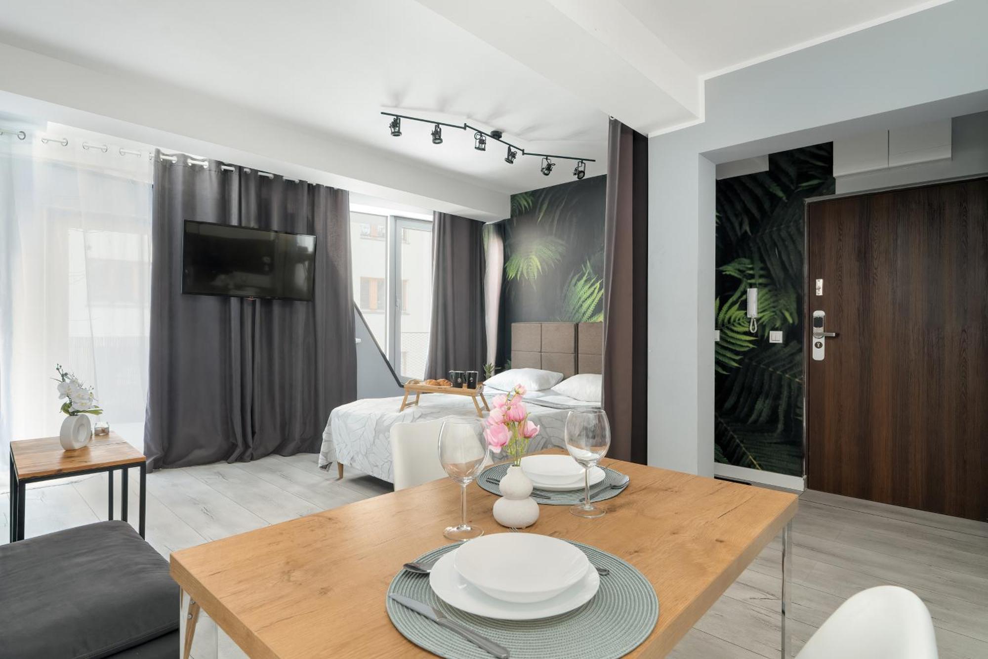 Stylowe I Eleganckie Studia Very Berry W Poznaniu By Noclegi Renters Ngoại thất bức ảnh